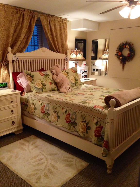 Serenity Ranch Bed & Breakfast Ancaster Kamer foto