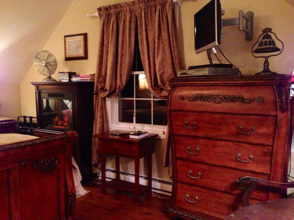 Serenity Ranch Bed & Breakfast Ancaster Kamer foto